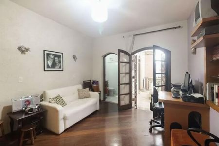 Casa à venda com 2 quartos, 109m² em Cidade Mãe do Céu, São Paulo