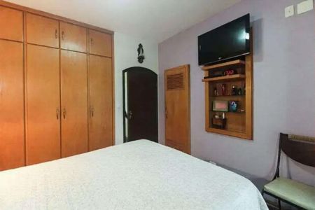 Casa à venda com 2 quartos, 109m² em Cidade Mãe do Céu, São Paulo