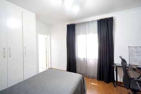 Casa à venda com 170m², 2 quartos e sem vaga