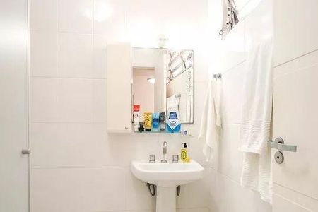 Casa à venda com 170m², 2 quartos e sem vaga
