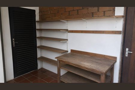 Casa à venda com 122m², 4 quartos e 4 vagas