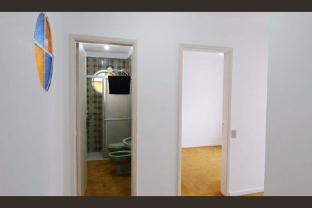 Casa à venda com 122m², 4 quartos e 4 vagas