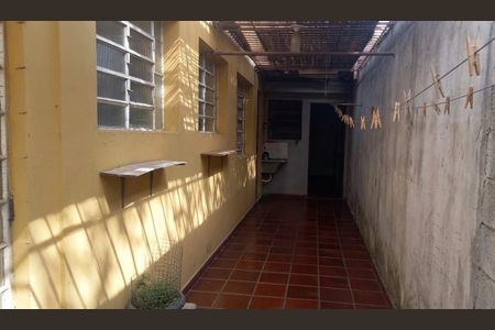 Casa à venda com 122m², 4 quartos e 4 vagas