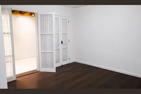 Casa à venda com 4 quartos, 122m² em Itaim Bibi, São Paulo