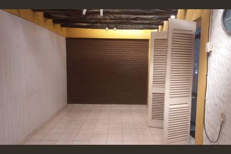 Casa à venda com 122m², 4 quartos e 4 vagas