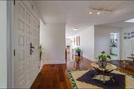 Casa à venda com 4 quartos, 343m² em Chácara Santo Antônio (Zona Sul), São Paulo