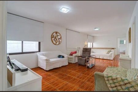 Casa à venda com 4 quartos, 343m² em Chácara Santo Antônio (Zona Sul), São Paulo