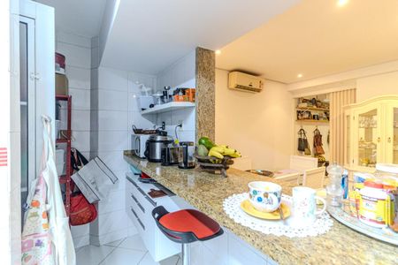 Apartamento à venda com 62m², 1 quarto e sem vaga Apartamento à venda com 62m², 1 quarto e sem vagaCozinha