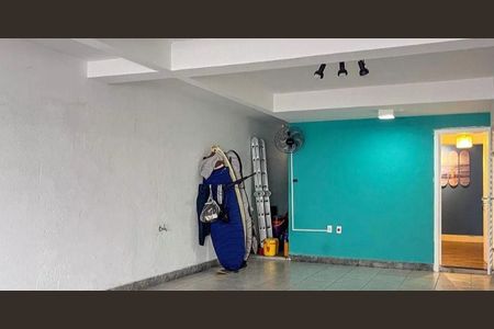 Casa à venda com 3 quartos, 200m² em Aclimação, São Paulo