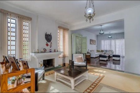 Casa à venda com 4 quartos, 301m² em Chácara Santo Antônio (Zona Sul), São Paulo