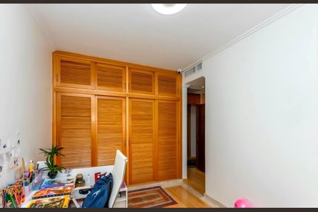 Apartamento à venda com 272m², 4 quartos e 7 vagas