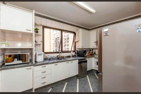 Apartamento à venda com 4 quartos, 272m² em Campo Belo, São Paulo