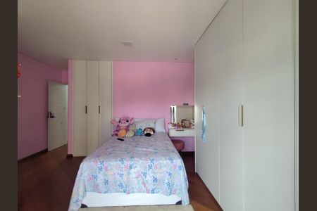 Casa à venda com 3 quartos, 212m² em Vila Milton, Guarulhos