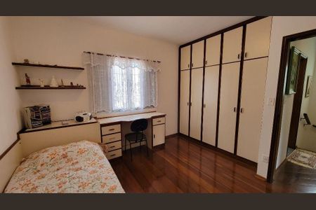 Casa à venda com 3 quartos, 209m² em Santa Terezinha, São Bernardo do Campo