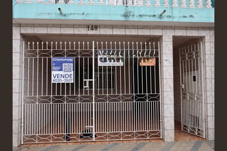 Casa à venda com 125m², 4 quartos e 2 vagasFachada e portão