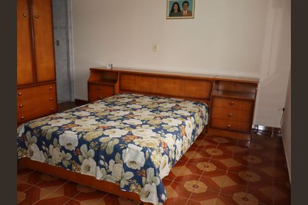 Casa à venda com 125m², 4 quartos e 2 vagasSuíte