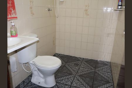 Casa à venda com 125m², 4 quartos e 2 vagasBanheiro
