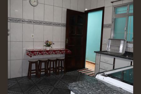 Casa à venda com 125m², 4 quartos e 2 vagasCozinha