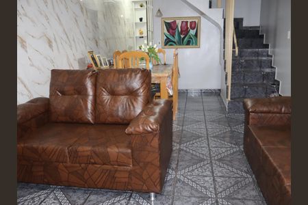 Sala de casa à venda com 4 quartos, 125m² em Parque dos Bancarios, São Paulo