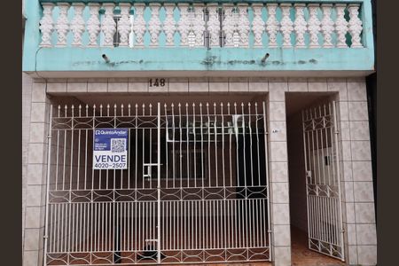 Casa à venda com 125m², 4 quartos e 2 vagasFachada e portão