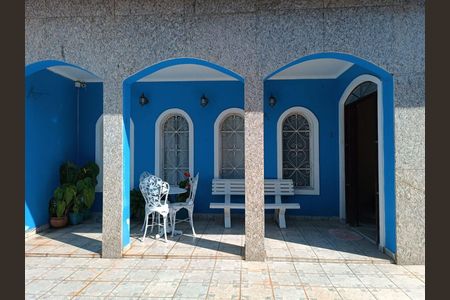 Casa à venda com 338m², 4 quartos e 7 vagas