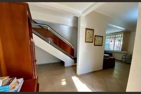 Casa à venda com 5 quartos, 345m² em Jardim da Gloria, São Paulo