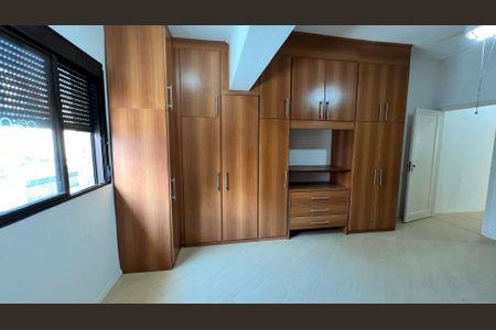 Casa à venda com 157m², 3 quartos e 3 vagas