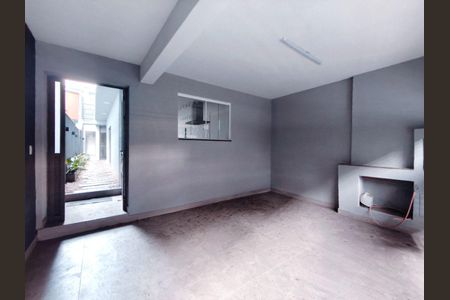 Casa à venda com 3 quartos, 180m² em Vila Ema, São Paulo
