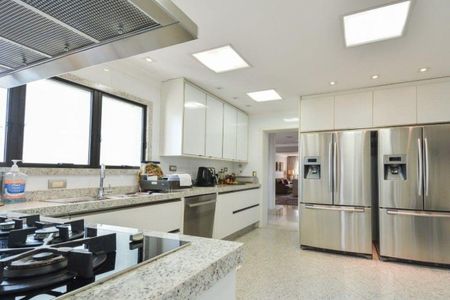 Apartamento à venda com 375m², 4 quartos e 5 vagas