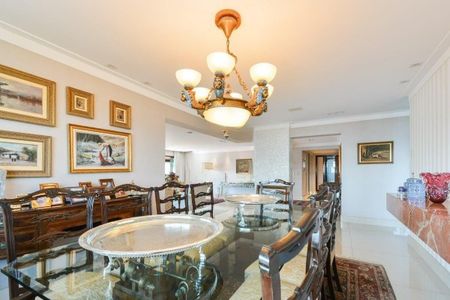 Apartamento à venda com 375m², 4 quartos e 5 vagas