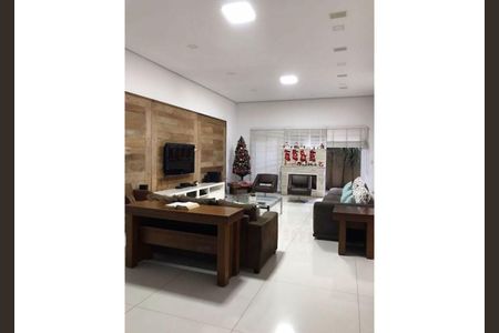 Casa à venda com 4 quartos, 701m² em Parque dos Passaros, São Bernardo do Campo