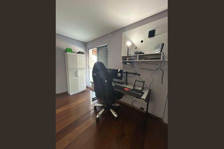 Casa à venda com 3 quartos, 210m² em Vila Divina Pastora, São Paulo