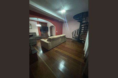 Casa à venda com 210m², 3 quartos e 3 vagas