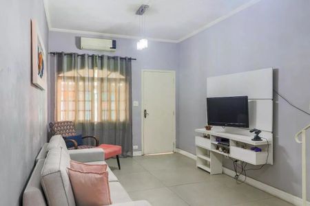 Casa à venda com 2 quartos, 114m² em Chácara Santo Antônio (Zona Sul), São Paulo