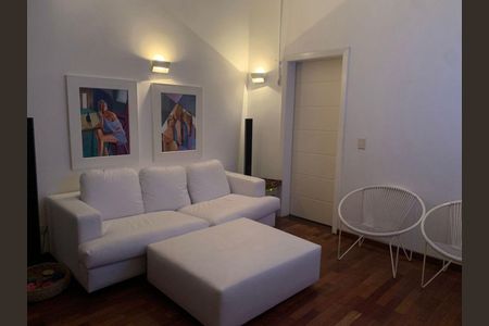 Casa à venda com 4 quartos, 600m² em Morada dos Pinheiros (Aldeia da Serra), Barueri