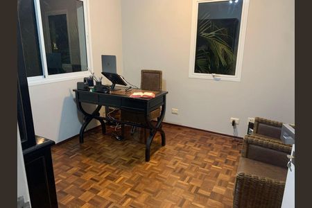 Casa à venda com 600m², 4 quartos e 6 vagas