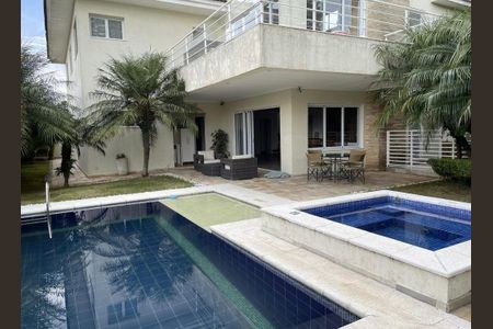 Casa à venda com 600m², 4 quartos e 6 vagas