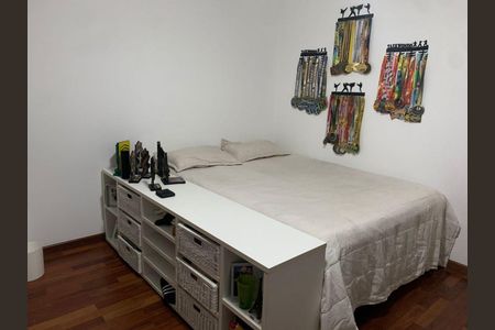 Casa à venda com 4 quartos, 600m² em Morada dos Pinheiros (Aldeia da Serra), Barueri