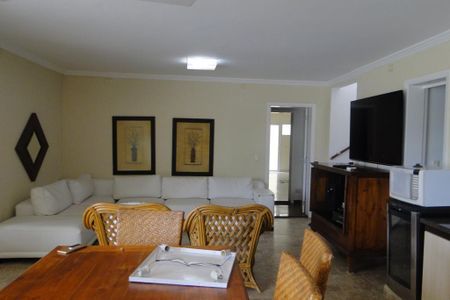 Casa à venda com 4 quartos, 600m² em Morada dos Pinheiros (Aldeia da Serra), Barueri