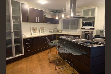 Casa à venda com 600m², 4 quartos e 6 vagas