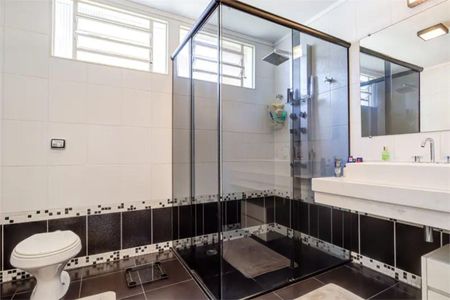 Casa à venda com 4 quartos, 329m² em Granja Julieta, São Paulo