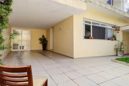 Casa à venda com 4 quartos, 329m² em Granja Julieta, São Paulo