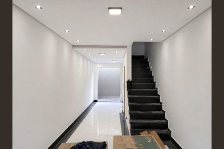 Casa à venda com 110m², 3 quartos e 2 vagas