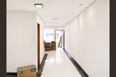 Casa à venda com 110m², 3 quartos e 2 vagas