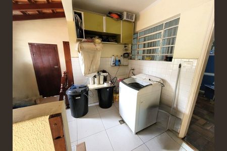 Casa à venda com 3 quartos, 230m² em Nova Petrópolis, São Bernardo do Campo