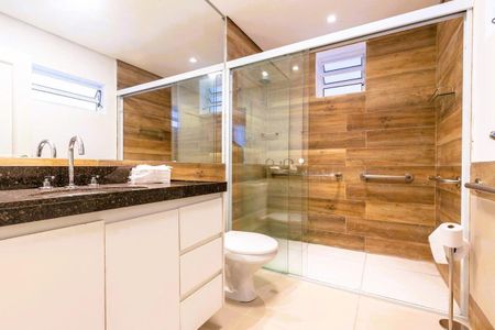 Casa à venda com 4 quartos, 1050m² em Jardim Petropolis, São Paulo