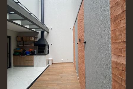 Casa à venda com 163m², 3 quartos e 2 vagas