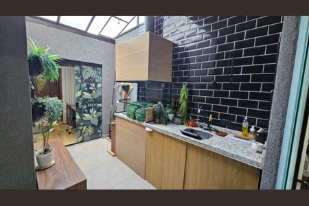 Casa à venda com 4 quartos, 140m² em Vila Santa Isabel, São Paulo