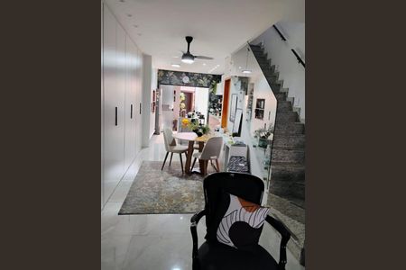 Casa à venda com 4 quartos, 140m² em Vila Santa Isabel, São Paulo