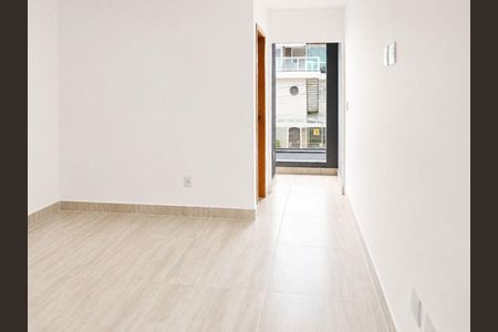 Casa à venda com 3 quartos, 110m² em Vila Salete, São Paulo